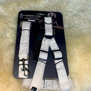 London Fog pet collection harness & leash